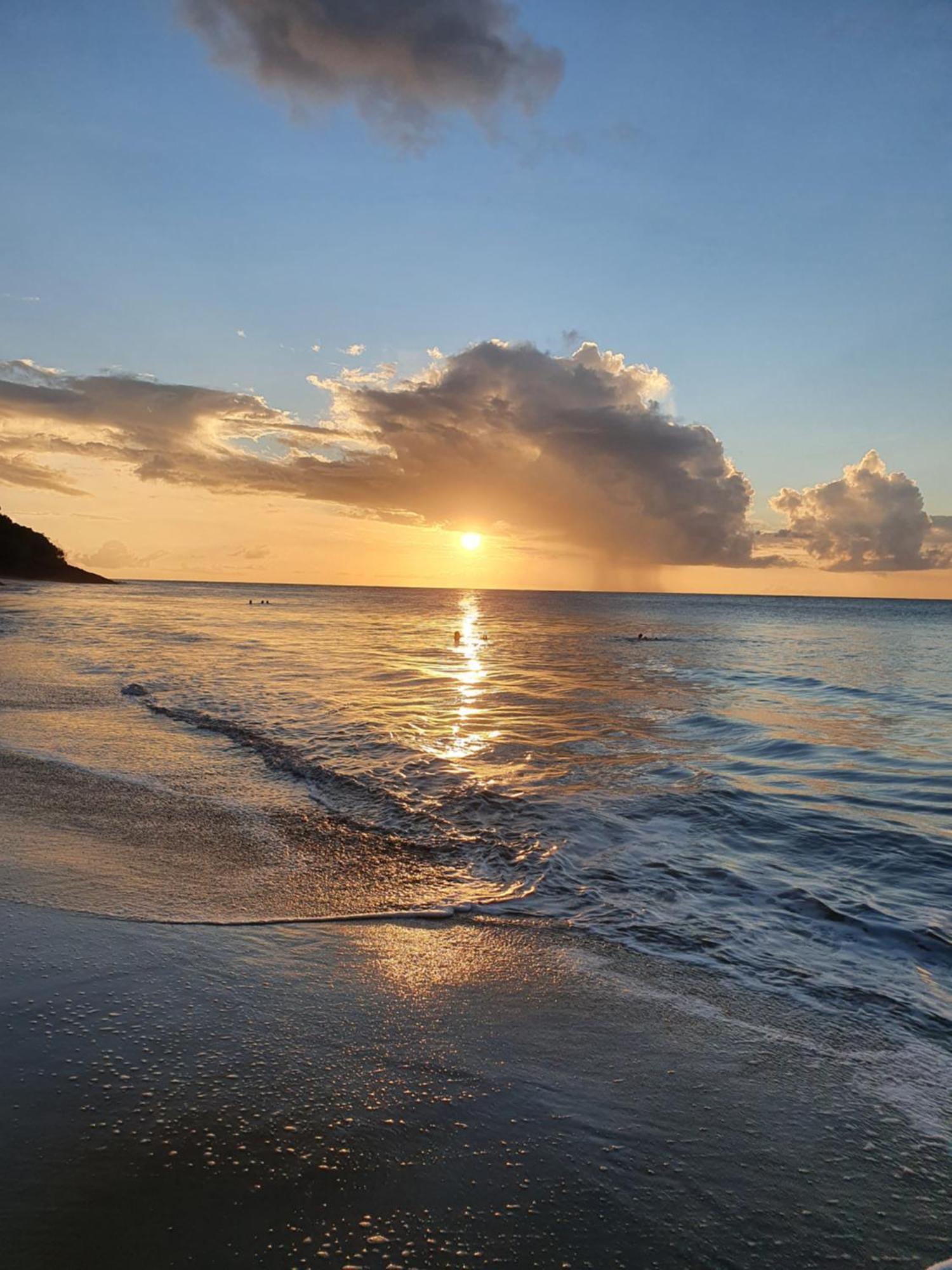 A Deux Pas De La Plage, La Perle! Vue Panoramique Villa Deshaies Luaran gambar